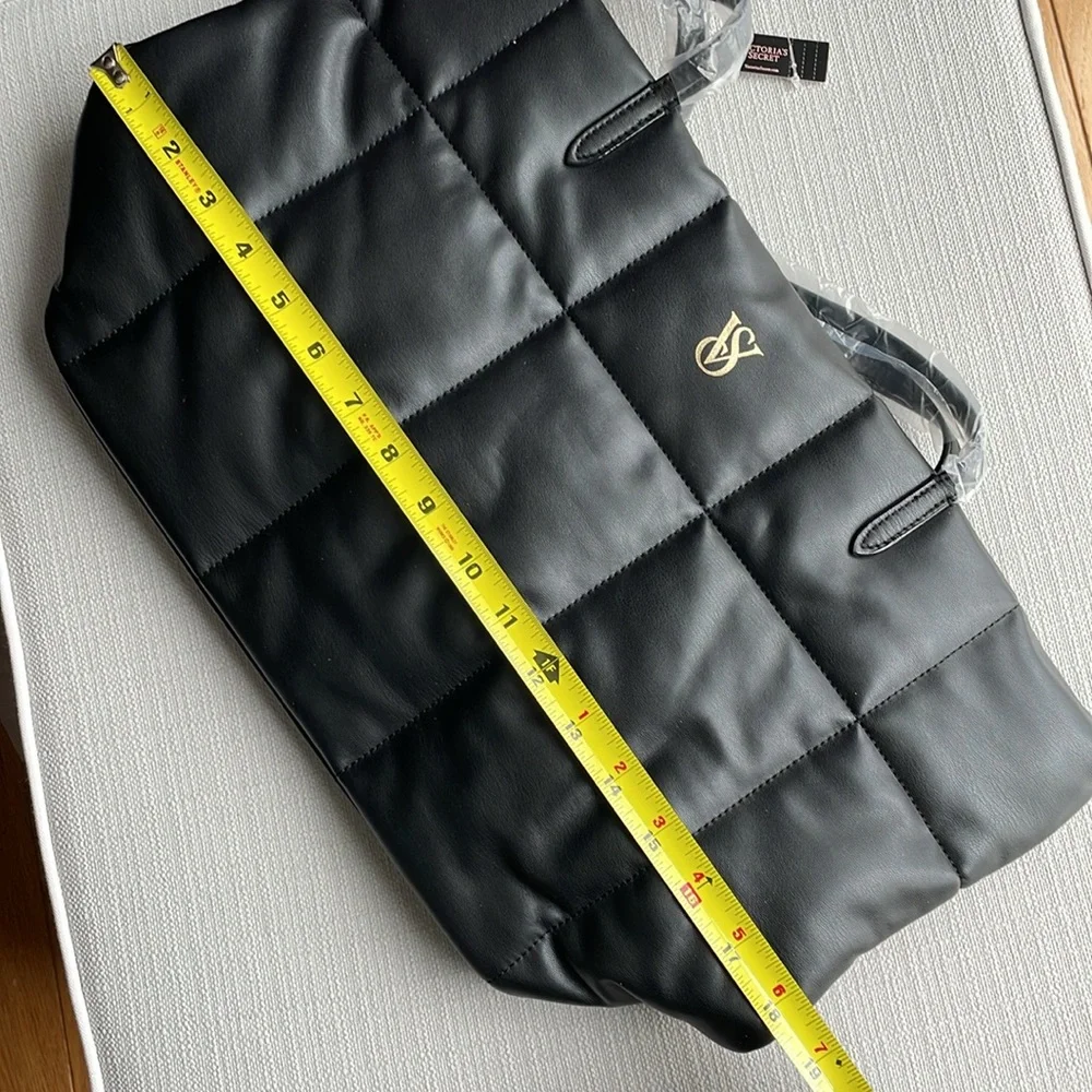 Victoria’s secret black puffer tote bag - Picture 13 of 14